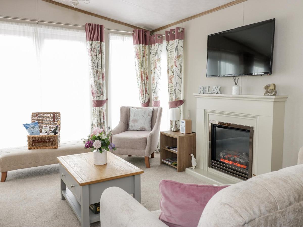 Serena Lodge Джедбърг Екстериор снимка